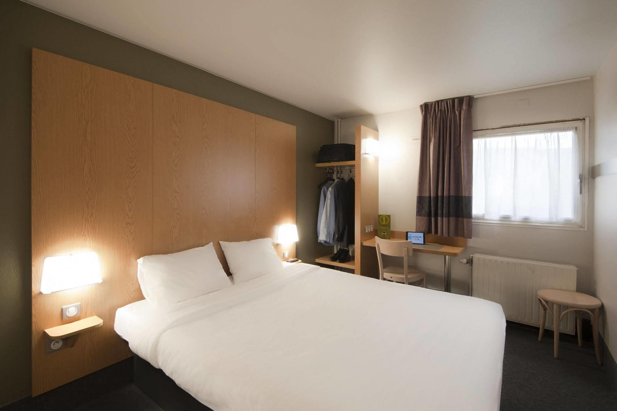 B&B Hotel Lyon Centre Monplaisir Экстерьер фото
