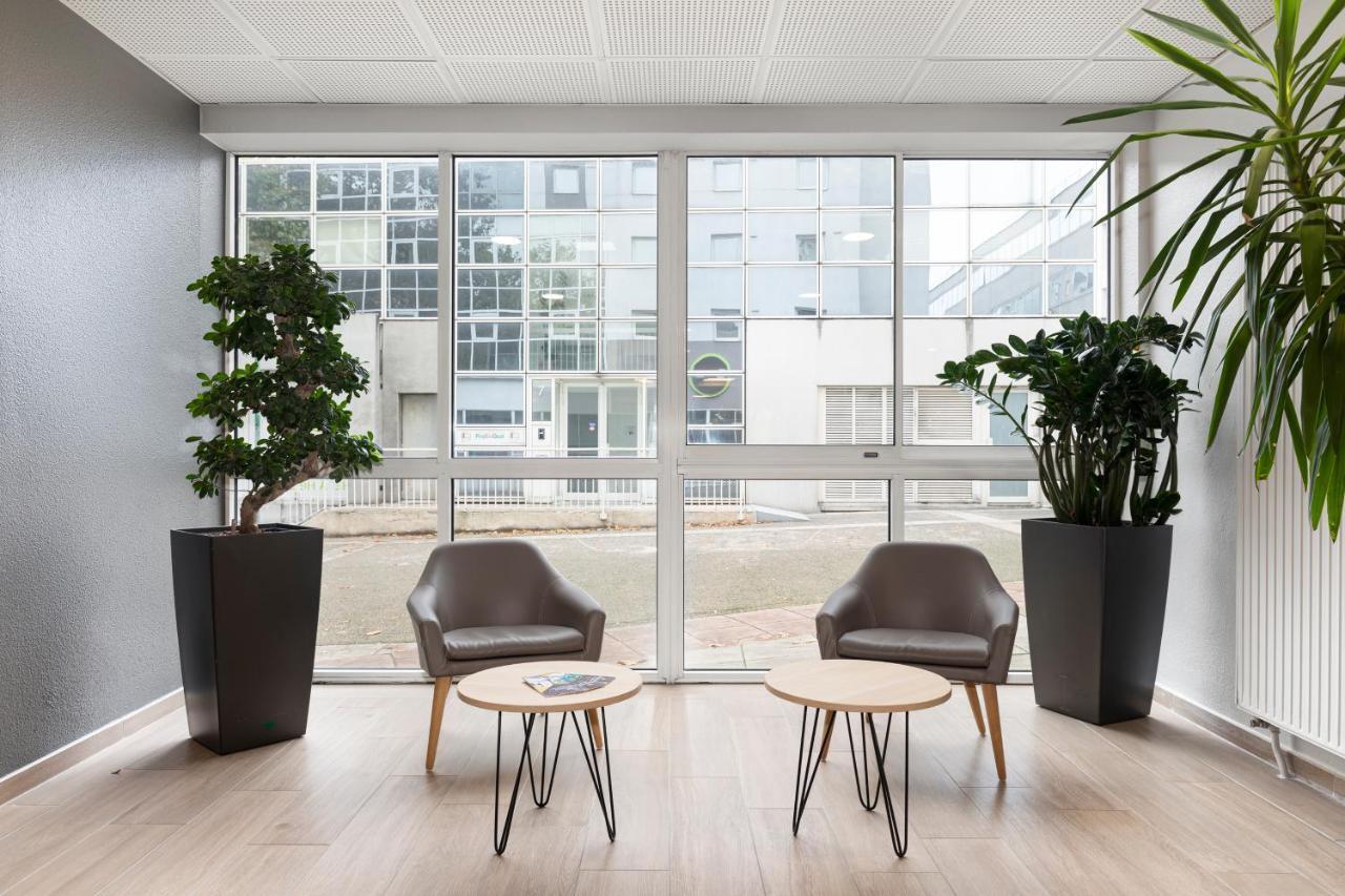 B&B Hotel Lyon Centre Monplaisir Экстерьер фото
